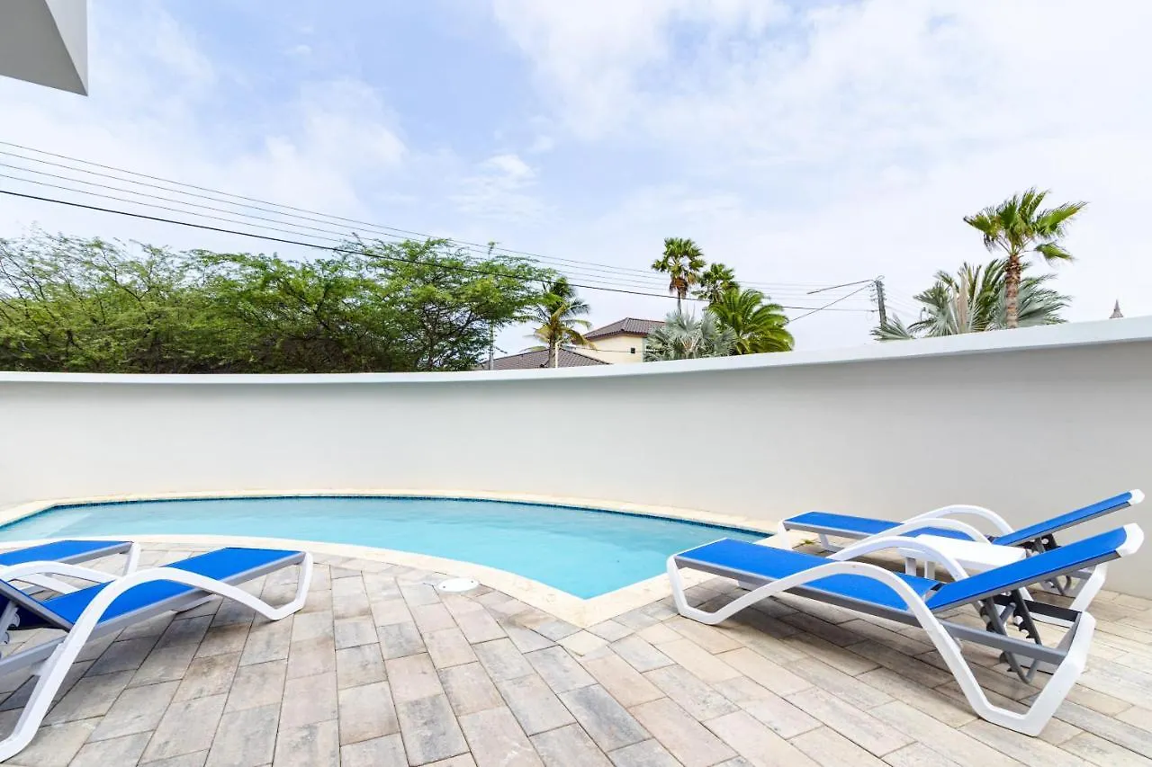 Summerside 4 Rooi Santo 10-A Palm Beach Daire