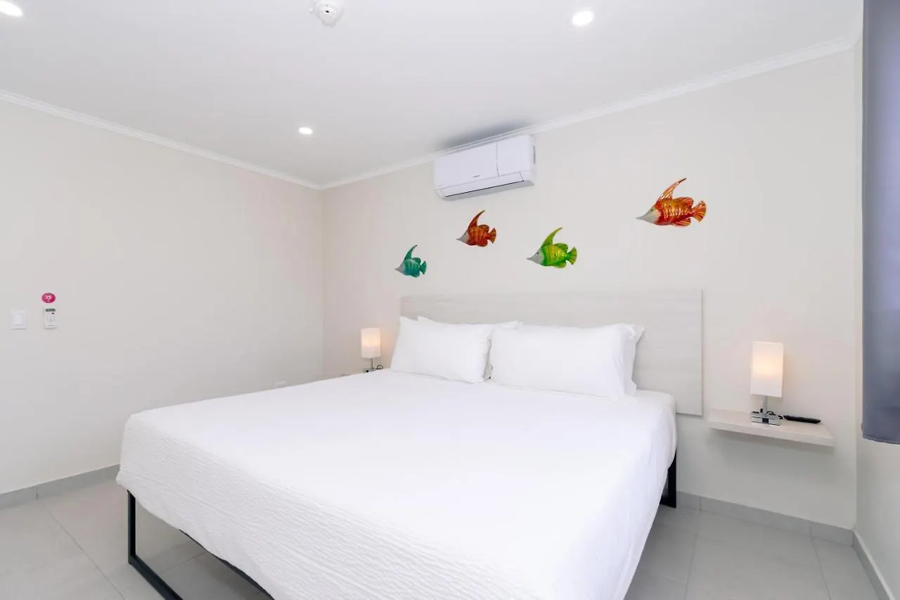 Summerside 4 Rooi Santo 10-A Palm Beach Daire